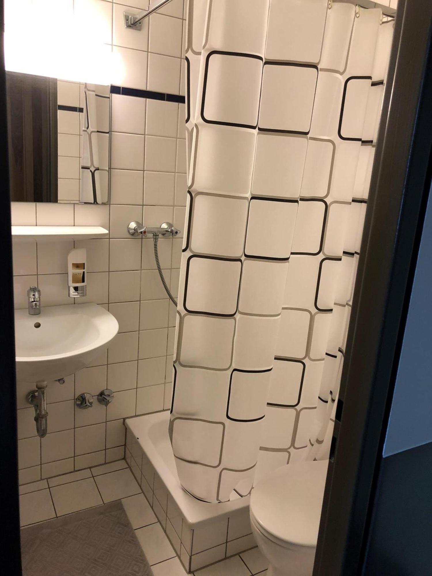 Bayrischer Hof Krefeld Room photo