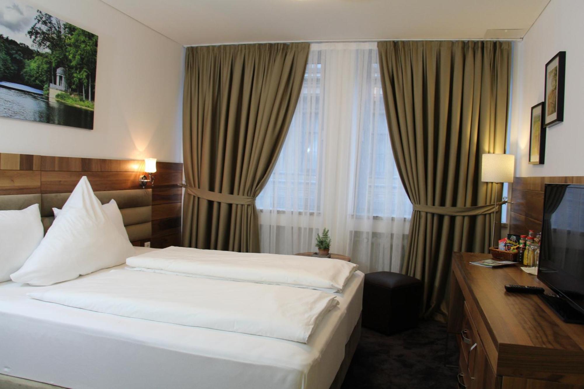 Bayrischer Hof Krefeld Room photo